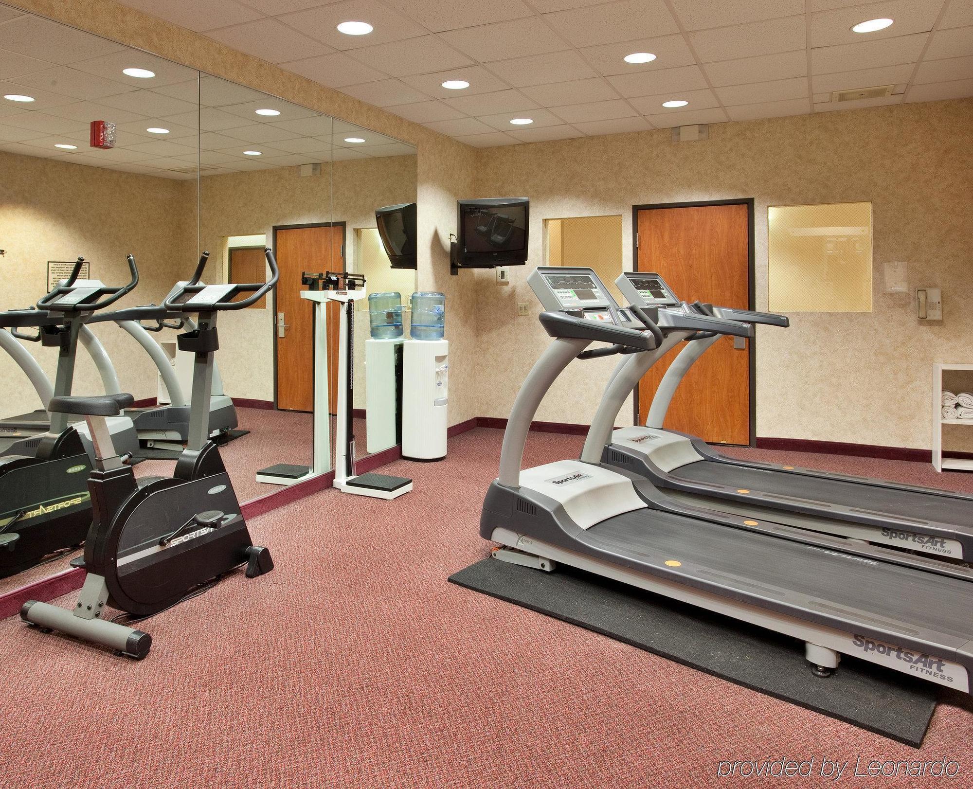 Express By Ihg Madera