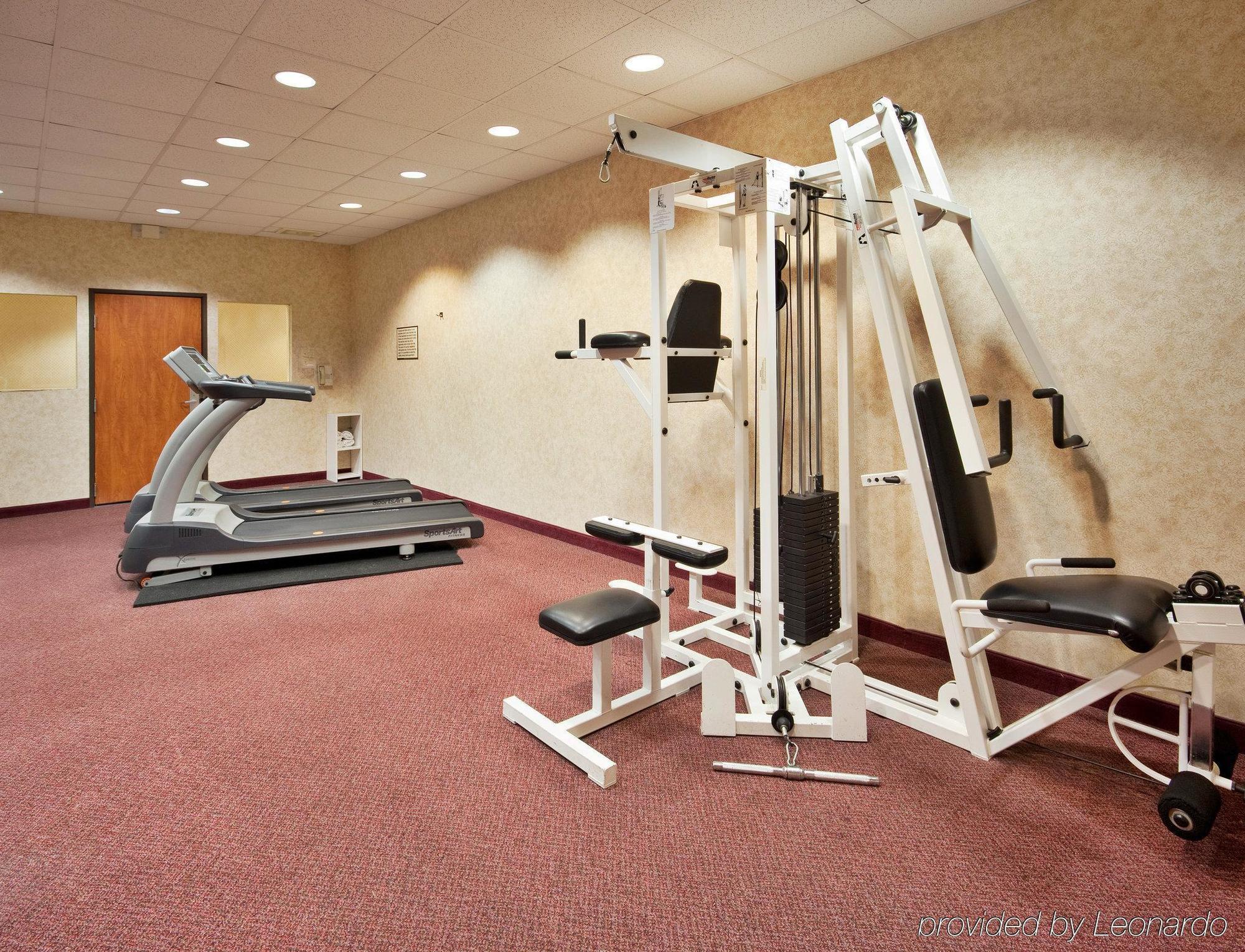 Express By Ihg Madera